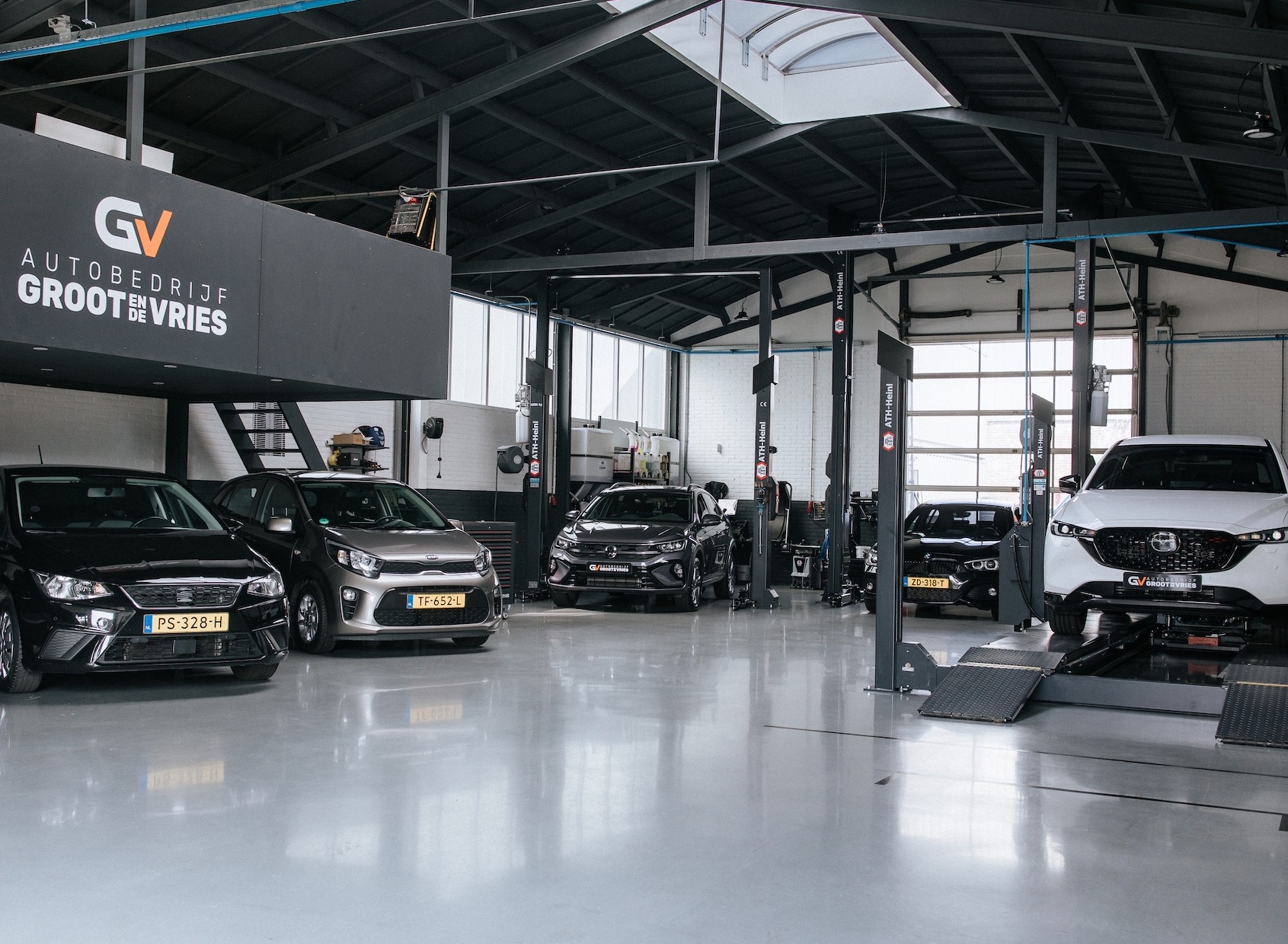 Gallery gallery_images_1_1_17696278231919731788.jpg  | Autobedrijf Groot en de Vries