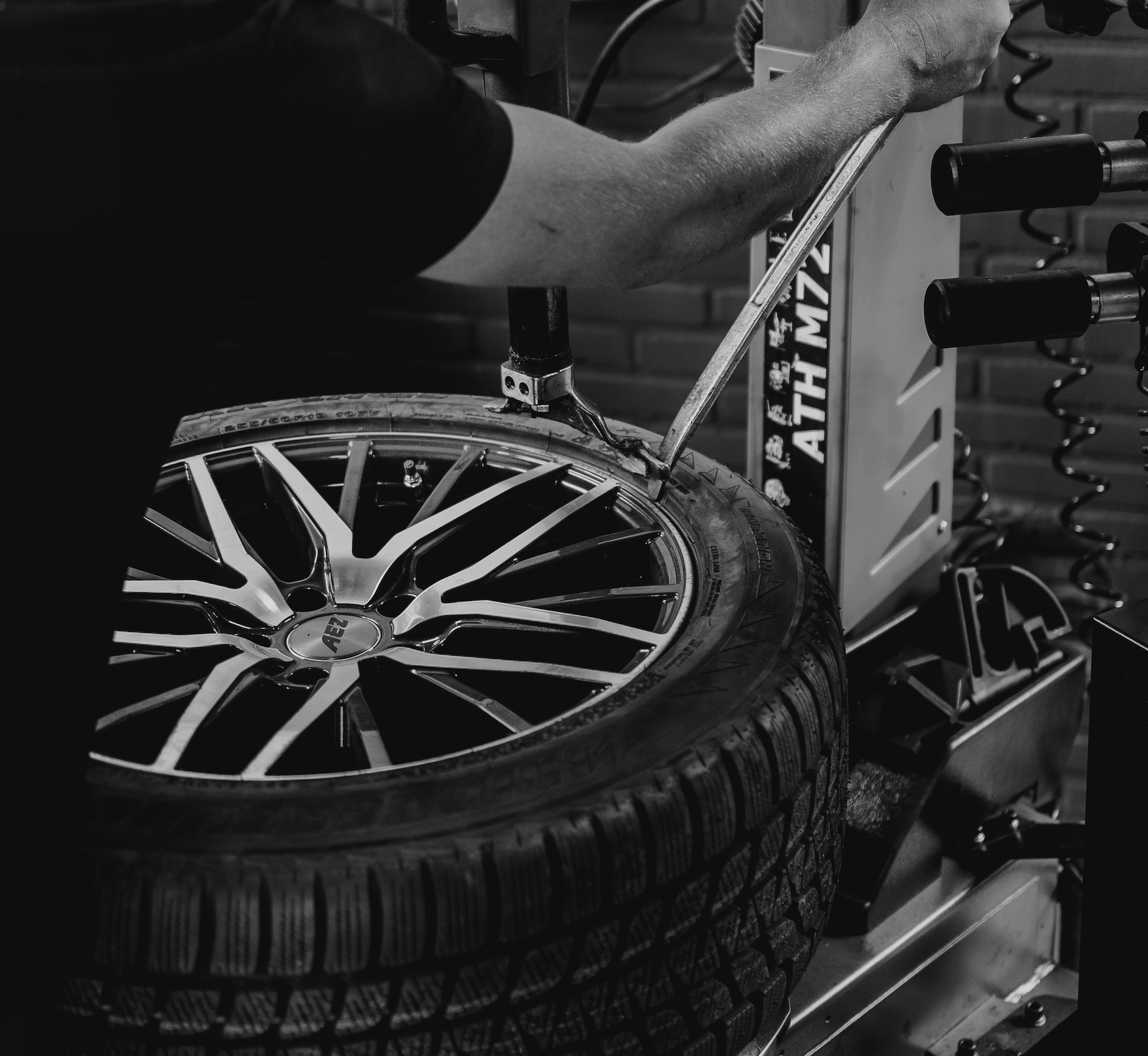 Content 17_content_image_1769626598707930279.jpg UITLIJNEN | Autobedrijf Groot en de Vries