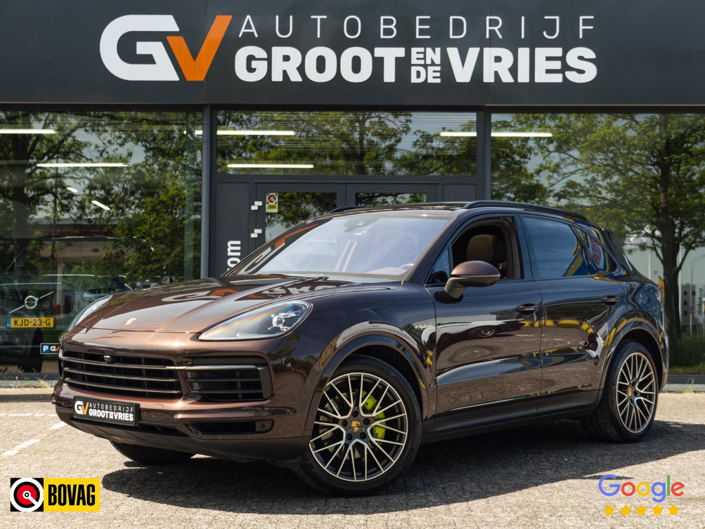 Porsche Cayenne 3.0 E-Hybrid |Chrono|Pano|Bose|Club Leder|Trekhaak 53489072-0.jpg | Autobedrijf Groot & De Vries